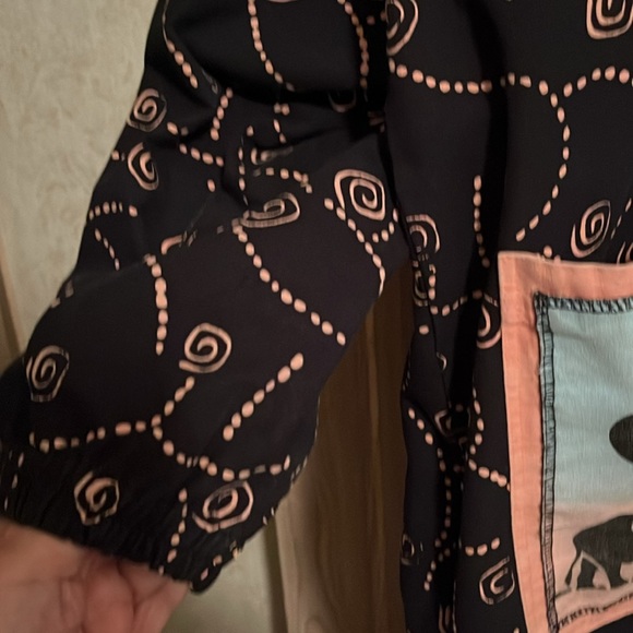 Asian creations jacket. For all the elephant lovers this is the jacket for you. - Picture 4 of 13